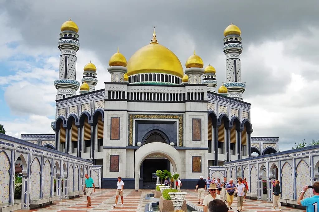 Jame 'Asr Hassanil Bolkiah Mosque — 1/1